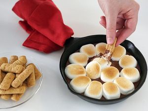 Yuk, Bikin Cocolan Marshmallow Panggang dengan 2 Bahan Ini!