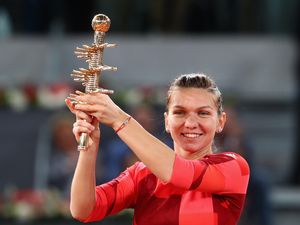Halep Juara Usai Kalahkan Cibulkova Halep Juara Usai Kalahkan Cibulkova