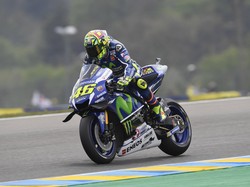 Rossi Mengawali dengan Buruk, Mengakhiri dengan Hebat