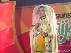 Foto: Aksi Peserta Sunsilk Hijab Hunt Jakarta Hari Kedua Tuai Pujian Juri