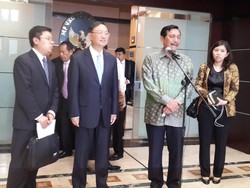 Kunjungi Luhut, Delegasi China Bahas Soal Infrastruktur di Papua