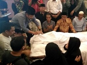 Setelah BJ Habibie, Wapres JK dan Jaksa Agung Melayat Andi Ghalib