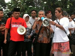Putra Bung Tomo: Rumah Radio Bung Tomo Dibongkar Pengkhianatan Gaya Baru Putra Bung Tomo: Rumah Radio Bung Tomo Dibongkar Pengkhianatan Gaya Baru