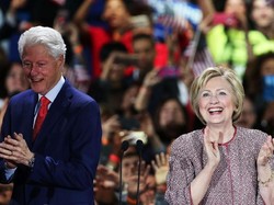 Donald Trump Sebut Hillary Pemicu Perselingkuhan Bill Clinton