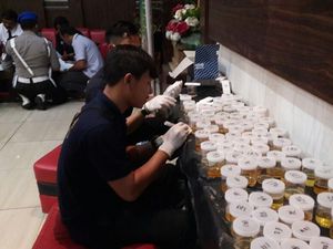 Kombes Khrisna Murti dan Ratusan Anggotanya Dites Urine