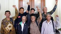Korban Tragedi 1965 Datangi Kantor Luhut