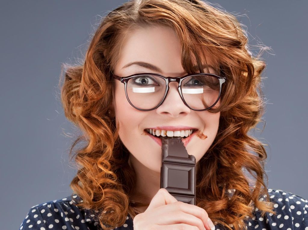 Selain Enak, Makan Cokelat Juga Bisa Kurangi Penyakit Usus Selain Enak, Makan Cokelat Juga Bisa Kurangi Penyakit Usus