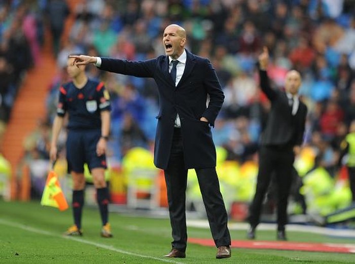 Zidane Berharap Granada Jegal Barca