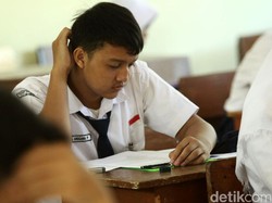 UN Tak Jadi Dihapus, Pemerintah Dikritik