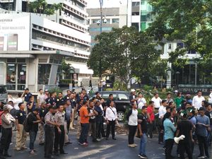 Massa HMI Masih Berdemo, Polisi Tambah Personel Antisipasi Ricuh Lagi