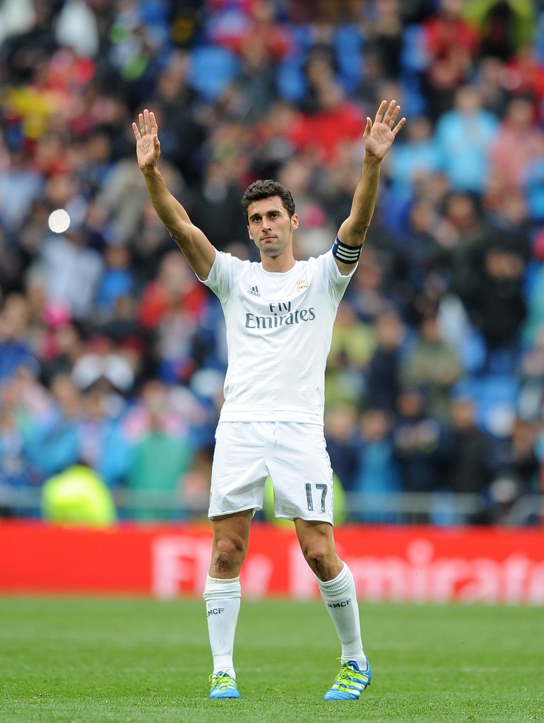 Arbeloa Pamit Kepada Publik Santiago Bernabeu