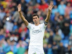 Arbeloa Pamit kepada Publik Santiago Bernabeu