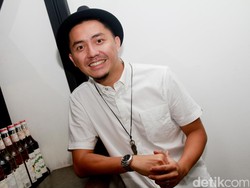 Usaha Punya Momongan Lagi, Omesh Ingin Anak Laki-laki