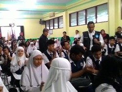 Mendikbud: Kerjakan Soal UN dengan Tenang, Jangan Sampai Gugup