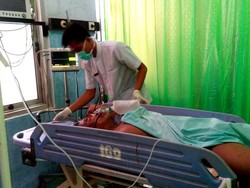 Tepergok Curi Motor Anggota TNI, Pria ini Babak Belur Dipukul Warga