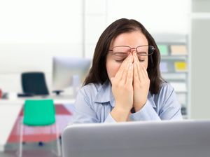 Kenali 5 Tanda Awal Kanker Otak yang Tak Disadari Kenali 5 Tanda Awal Kanker Otak yang Tak Disadari