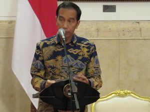 Jokowi Pamer Ekonomi RI Tembus US$ 1 T di Depan Ribuan Pengusaha Jokowi Pamer Ekonomi RI Tembus US$ 1 T di Depan Ribuan Pengusaha
