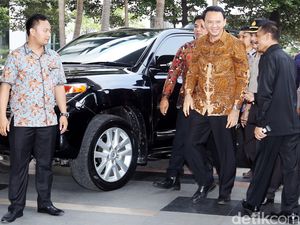 Ahok Diperiksa KPK Soal Kasus Suap Reklamasi