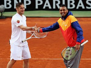 Saat Totti dan Kyrgios Berduet di Lapangan Tenis