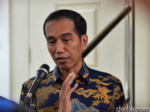 Soal Reshuffle Usai Golkar dan PAN Merapat, Jokowi Diminta Tak Sembrono Soal Reshuffle Usai Golkar dan PAN Merapat, Jokowi Diminta Tak Sembrono