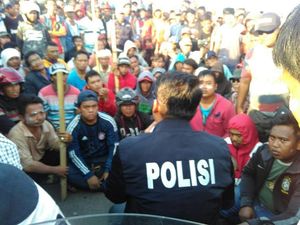 Begini Cara Kombes Krishna Murti Tenangkan Warga Dadap Ceng In