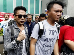Vanessa Cs Dilepas, Robby Abbas soal Duo Muncikari Ditahan: Nggak Fair!