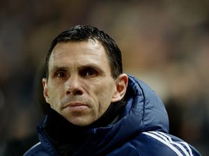 Gustavo Poyet Latih Real Betis Mulai Musim Depan