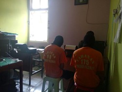 Dicekoki Miras, Gadis di Bawah Umur Dicabuli Guru SD dan 4 Pria