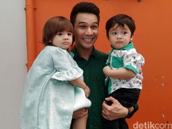 Jonathan Frizzy Cerita Perkembangan si Kembar hingga Terapkan Setrap