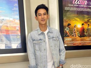 Fandy Christian Diamankan Gara-gara Nge-vape di Toilet Pesawat Fandy Christian Diamankan Gara-gara Nge-vape di Toilet Pesawat