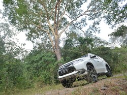 Mitsubishi Andalkan Pajero Sport