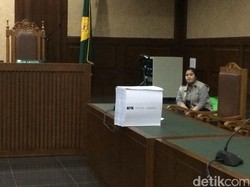 Berkas Tuntutan Nazaruddin di Kasus TPPU dan Korupsi Setebal 30 Cm