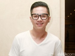 Anggap Milenial Terlalu Canggih, Rafael Tan Tanggapi Video Panas Alumni UI