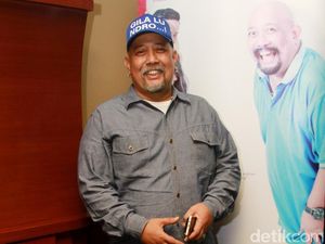 Istri Indro Warkop Wafat Usai HUT-nya Dirayakan di Ranjang RS Istri Indro Warkop Wafat Usai HUT-nya Dirayakan di Ranjang RS