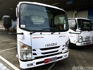 Di Jepang, Lebih Baik Pakai Truk Baru daripada Operasikan Truk Tua