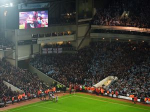 Laga Perpisahan dengan Upton Park yang Akan Selalu Dikenang
