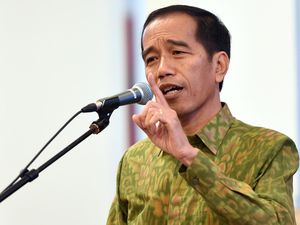 Jokowi: Sekarang Kalau di China Bayar Cash Ditertawakan Jokowi: Sekarang Kalau di China Bayar Cash Ditertawakan