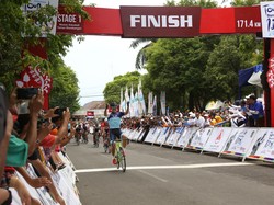 Pebalap Korea Donghyun Jawara Etape Pertama