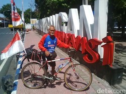 Pria Ini Rela Kayuh Sepeda Pacitan-Banyuwangi Demi Lihat ITdBI 2016