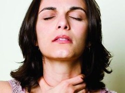 Serak dan Sakit Tenggorokan? Atasi dengan Konsumsi 10 Makanan Alami Ini (1)