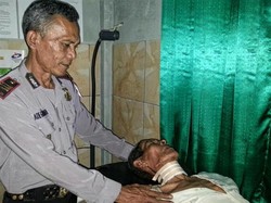 Pria Alami Gangguan Jiwa di Sukabumi Coba Gorok Ayahnya yang Sedang Salat