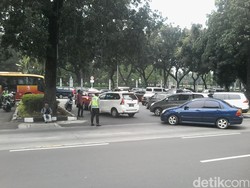 Pelaut Indonesia Demo di Kemenhub, Lalin Tersendat