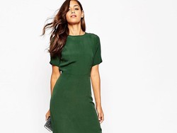 Editors Choice: 5 Dress Cantik untuk Menghadiri Pesta Pernikahan