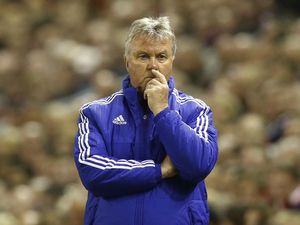 Guus Hiddink Pensiun dari Dunia Kepelatihan