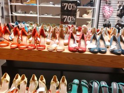 Topshop Hingga BCBG Diskon Hingga 70% di Kota Kasablanka