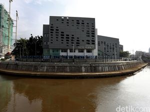 Wajah Sungai di Jakarta Terkini