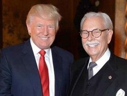 Bekas Pembantu Donald Trump Serukan Pembunuhan Obama