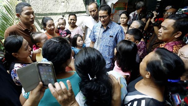 Sandiaga Uno Blusukan ke Tanah Tinggi