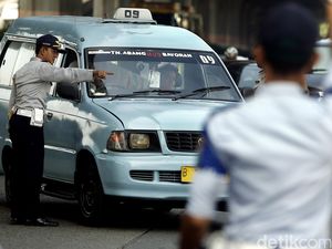 Dishub Gelar Operasi Angkutan Umum dan Truk Barang