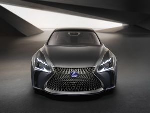 Lexus LS Bakal Berbekal Hidrogen
